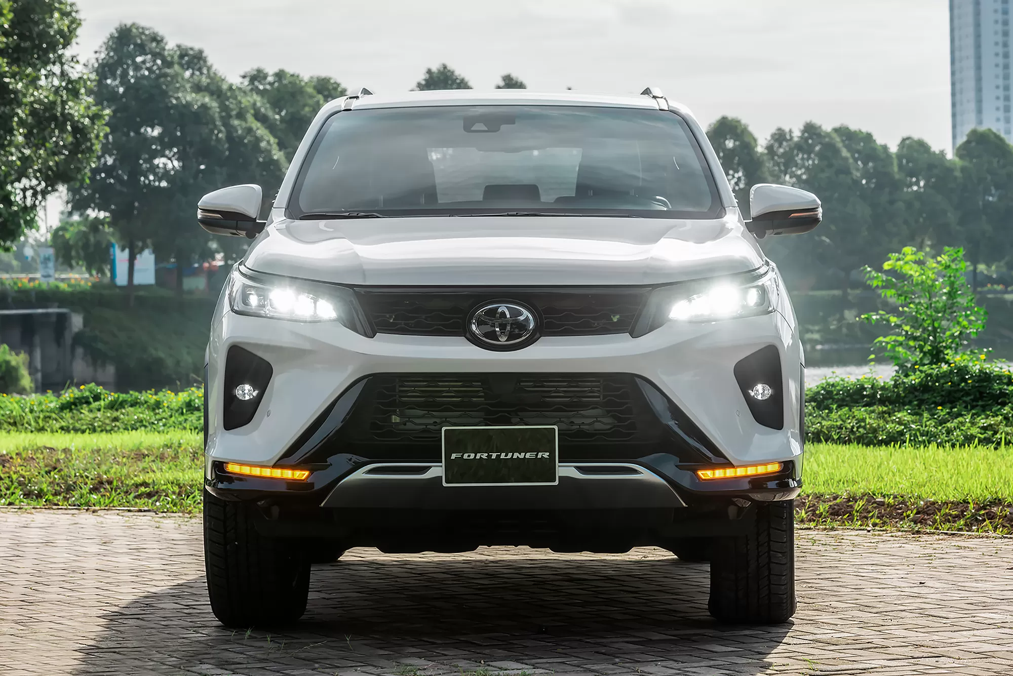 Ngoại thất Toyota Fortuner