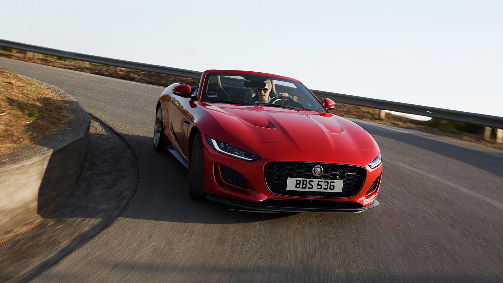 jaguar-f-type-mau-do-tinbanxe.png