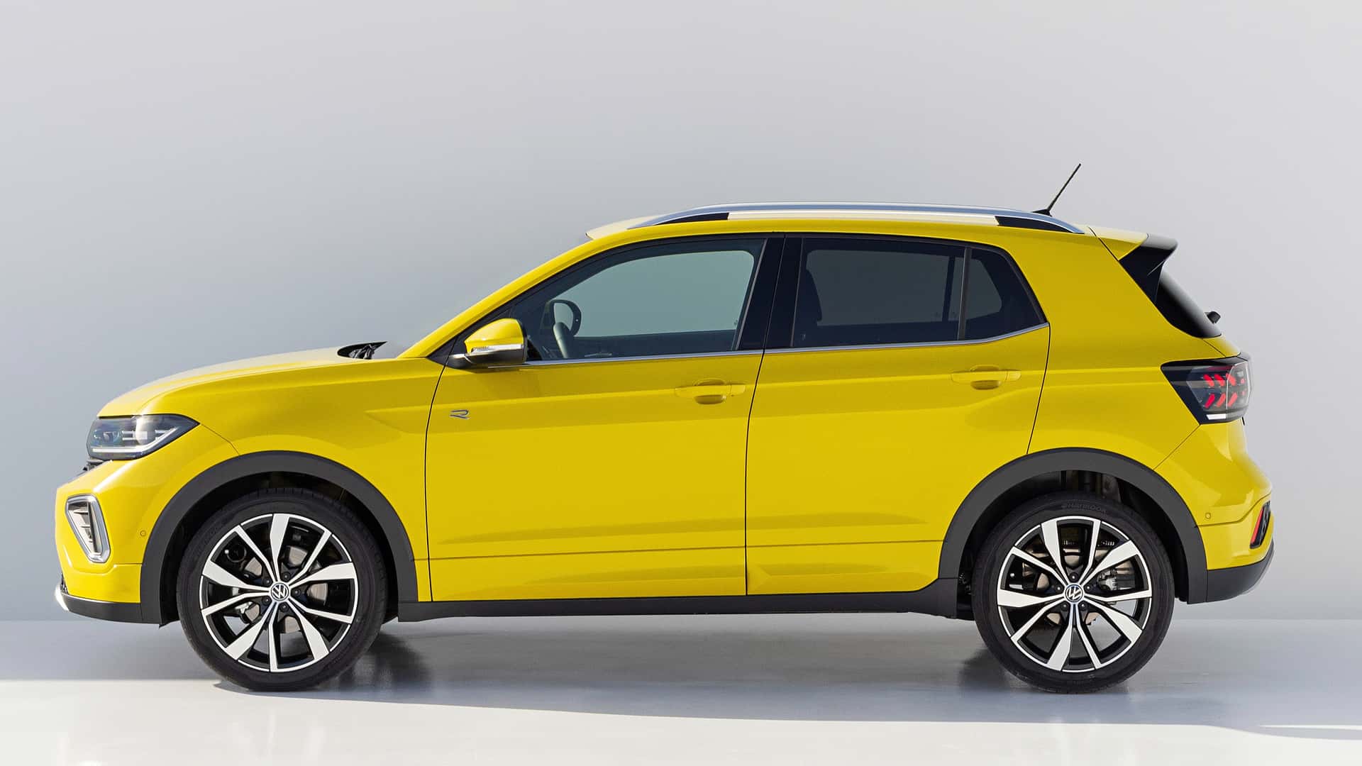 gia-xe-volkswagen-t-cross-tinbanxe-3.png