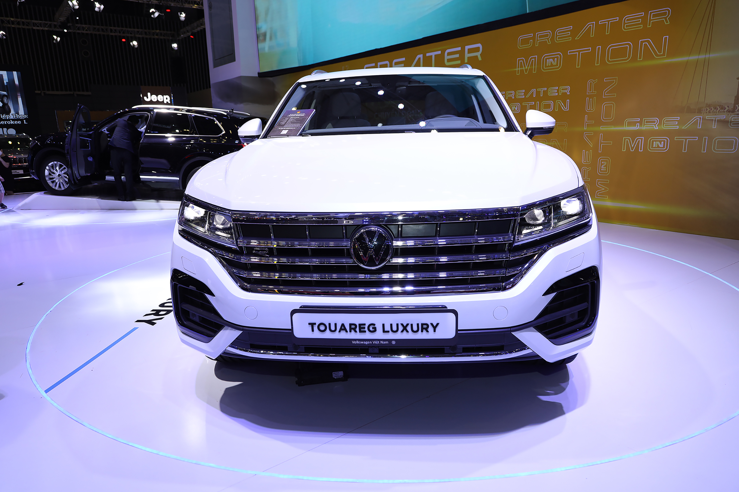 gia-xe-volkswagen-touareg-tinbanxe-3.png