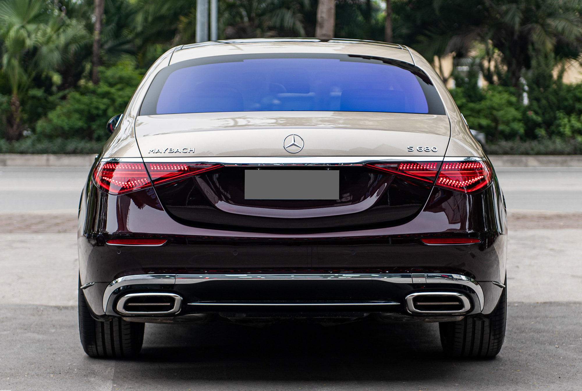 gia-xe-mercedes-maybach-s680-tinbanxe-5-tinbanxe.png