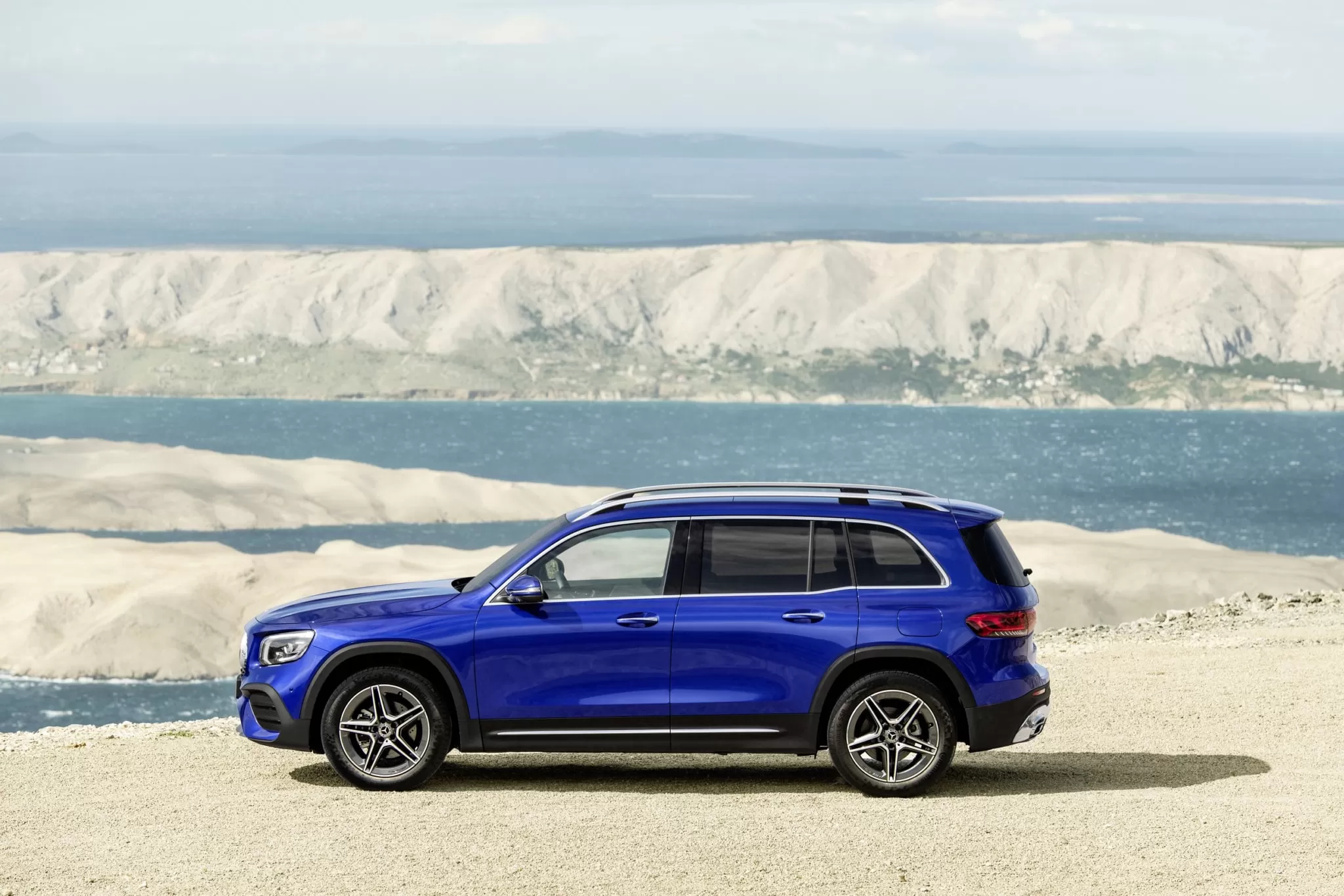 Ngoại thất Mercedes Benz GLB 200