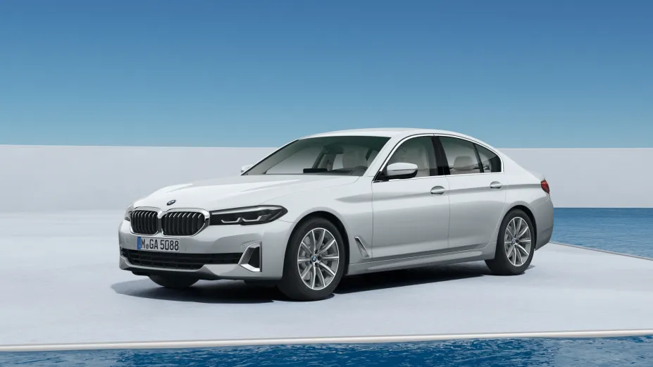 bmw-530i-mau-xam-glacier-tinbanxe.png