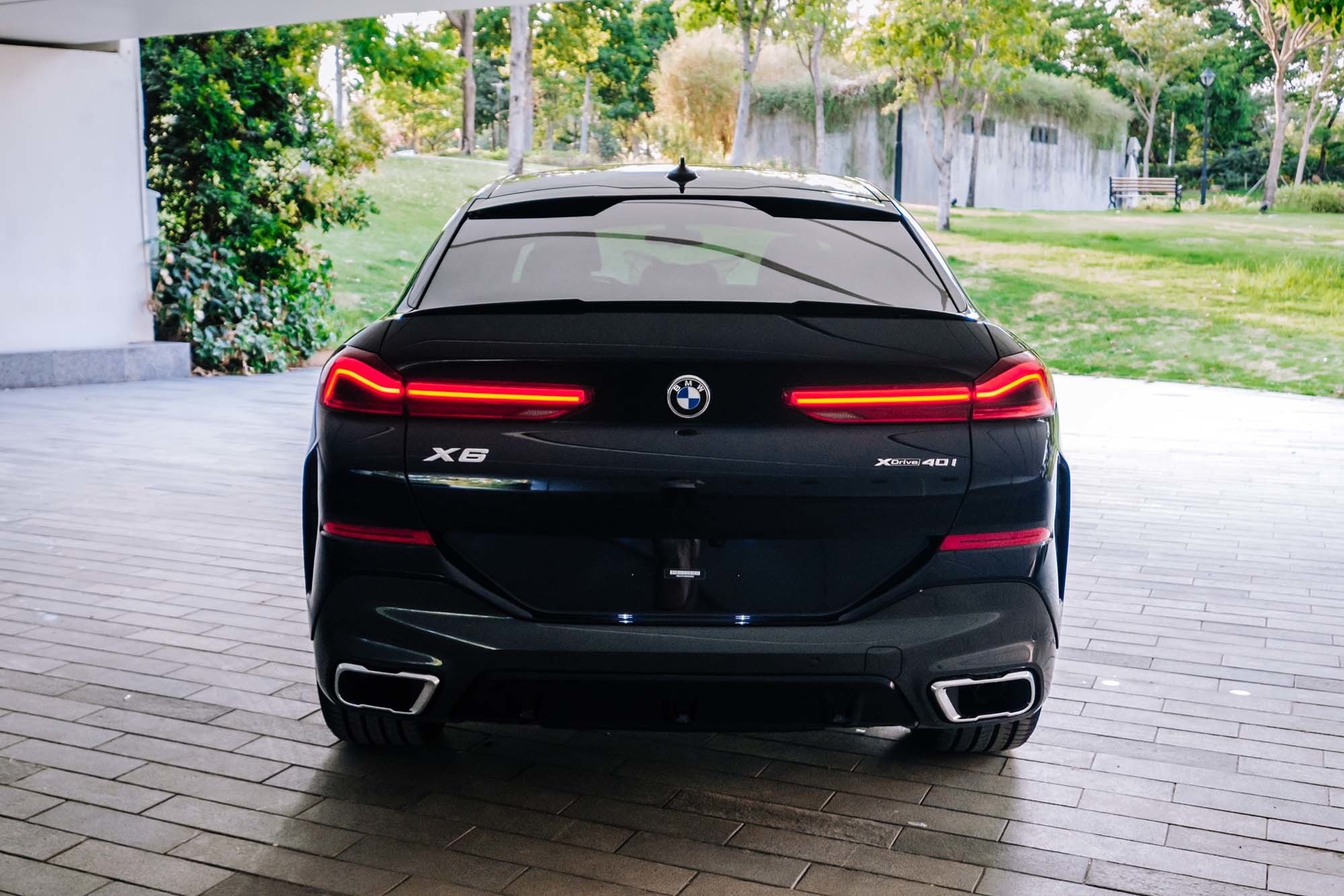 gia-xe-bmw-x6-tinbanxe-3.png