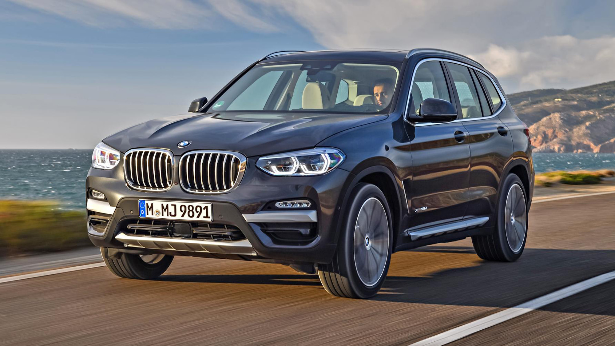 gia-xe-bmw-x3-tinbanxe-2-tinbanxe.png