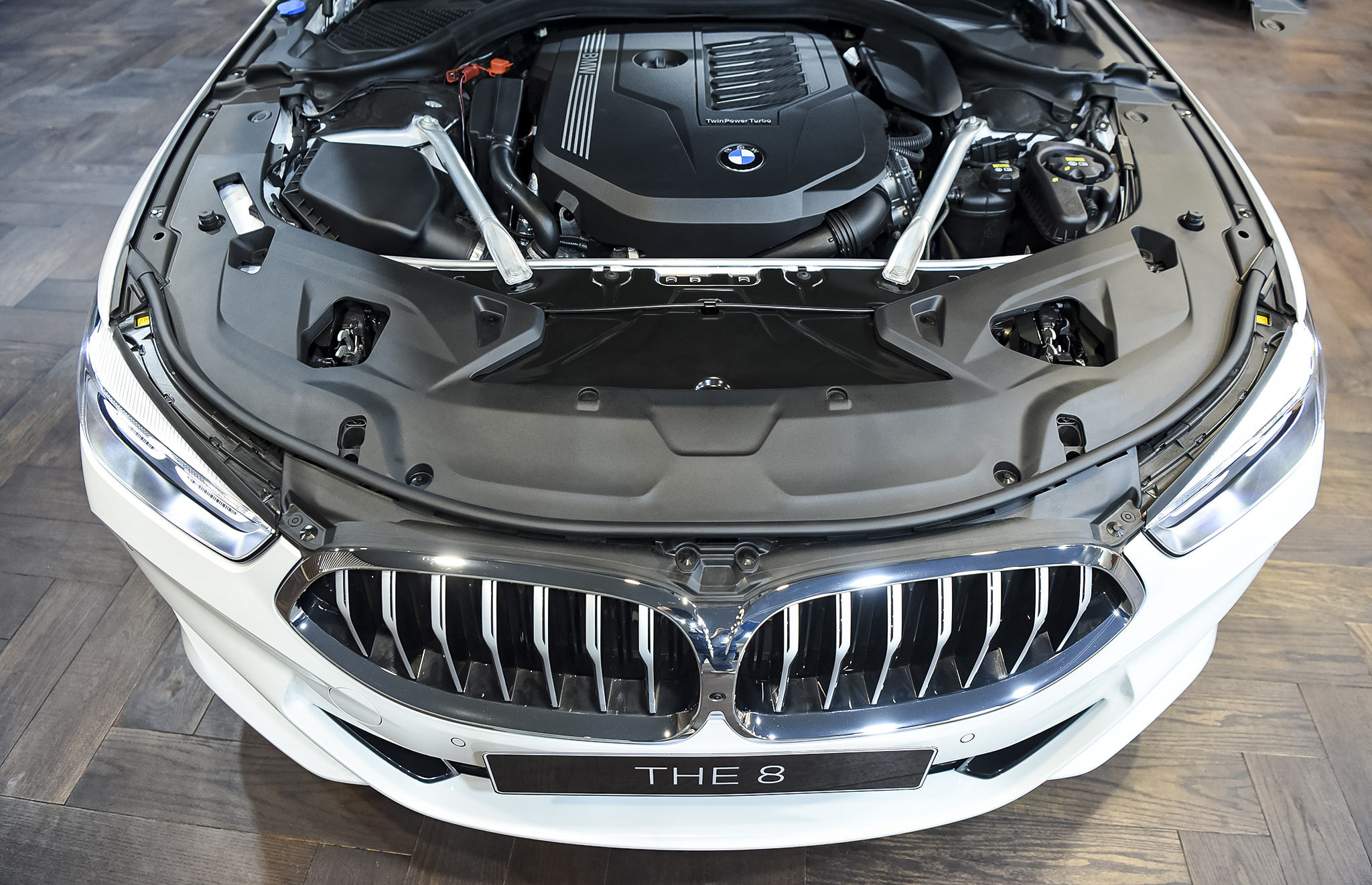 gia-xe-bmw-840i-gran-coupe-tinbanxe-8-tinbanxe.png