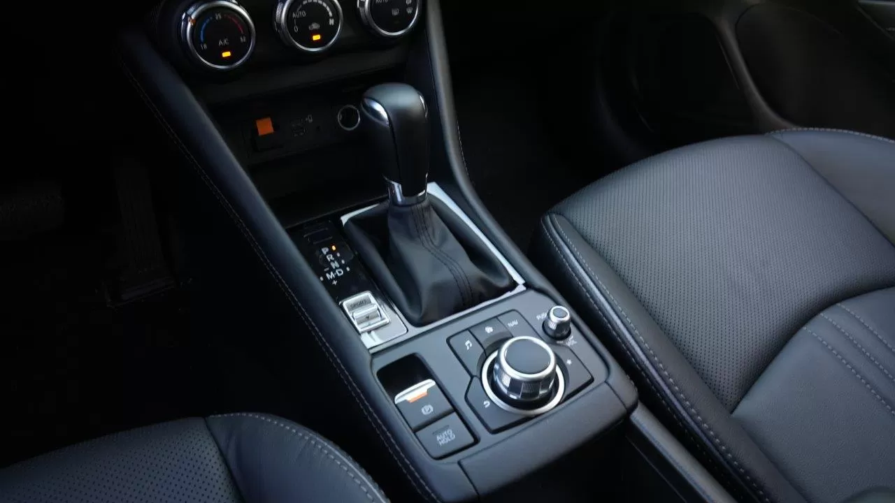gia-xe-mazda-cx-3-tinbanxe-3.png