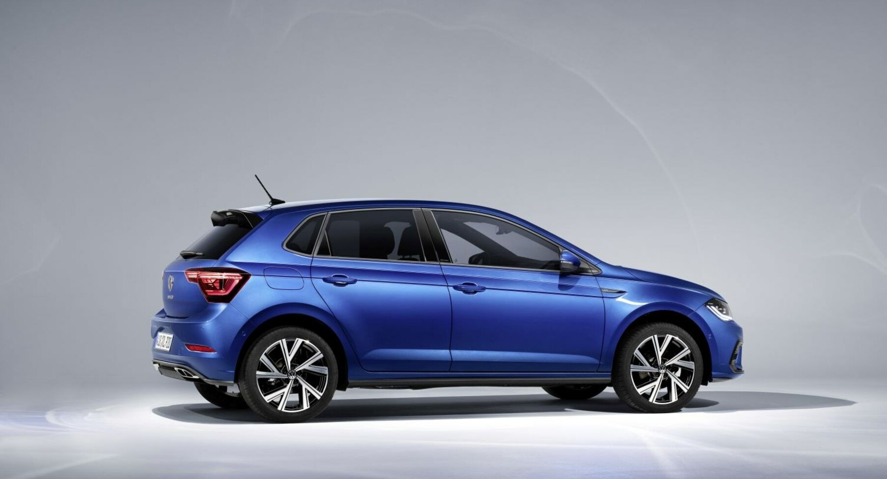 gia-xe-volkswagen-polo-tinbanxe-5.png