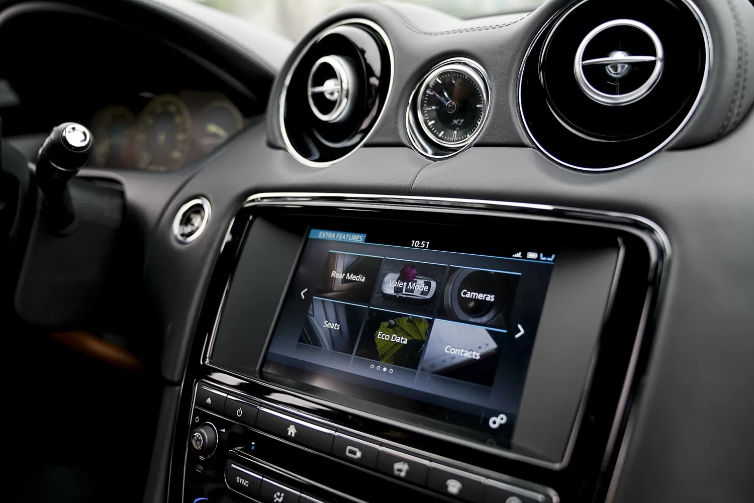 Nội thất Jaguar XJL