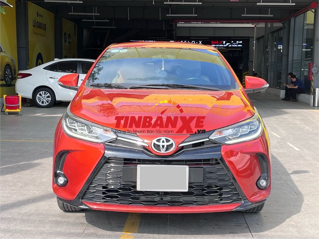 TOYOTA YARIS 1.5G CVT XE GIA ĐÌNH ĐI ÍT HT VAY 70%