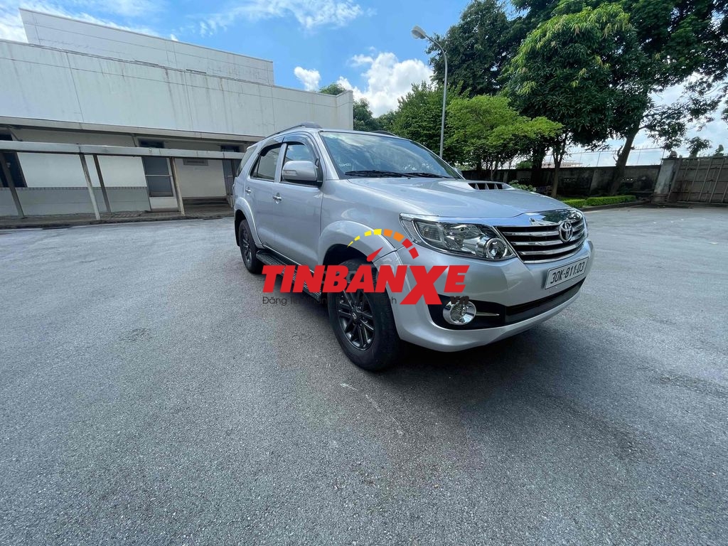 Toyota Fortuner 2016 2.5G số sàn máy dầu tư nhân