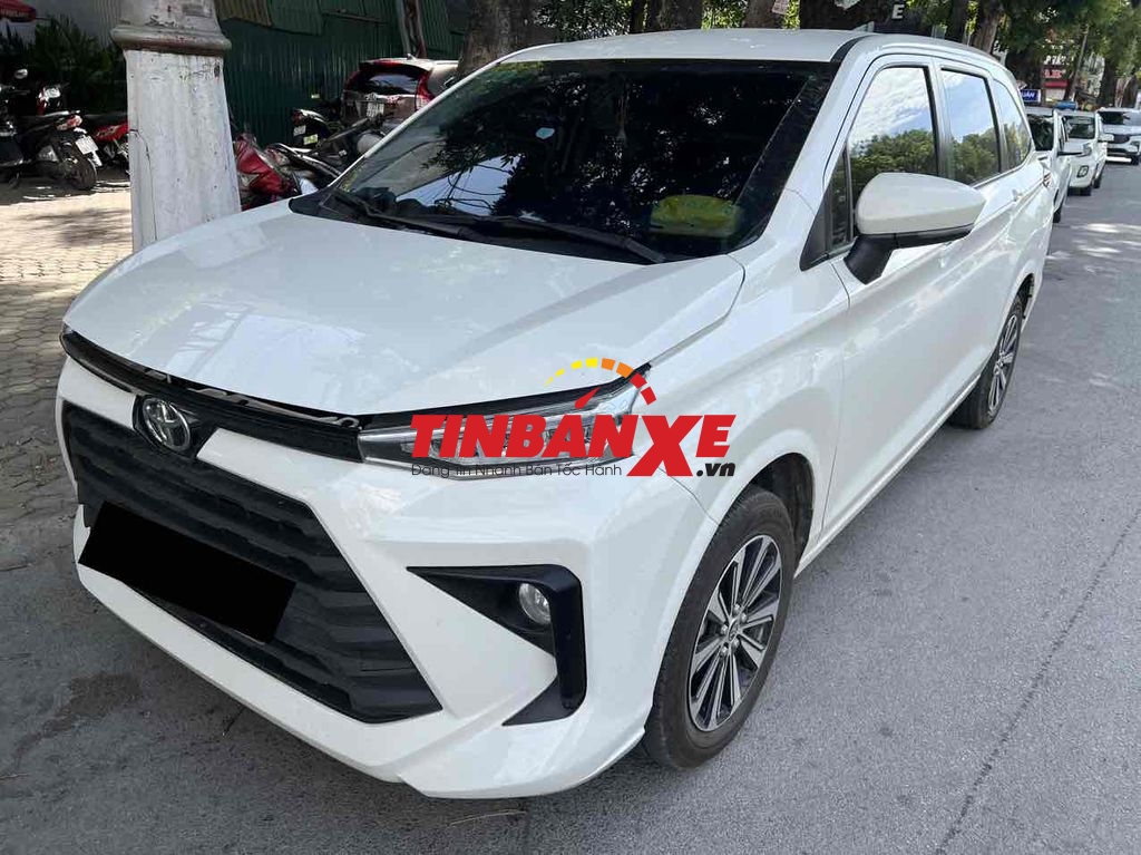 Bán xe Toyota Avanza Premio 2022 Trắng 14k km