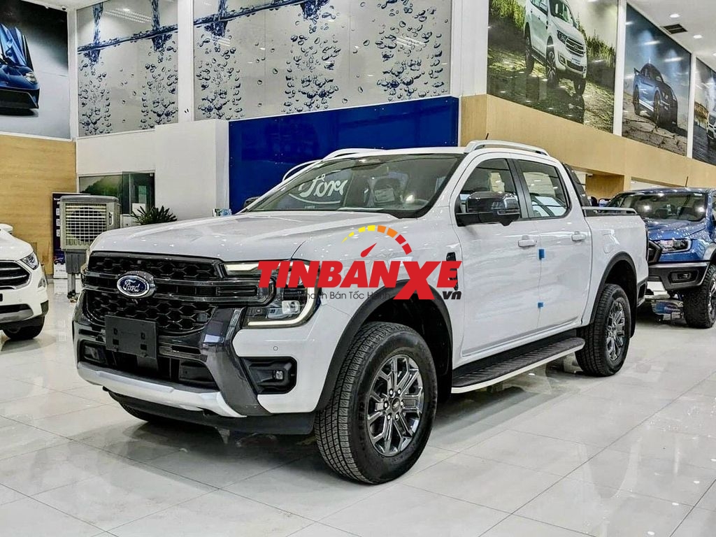 Ford Ranger Wildtrak 2024 giá tốt nhiều khuyến mại