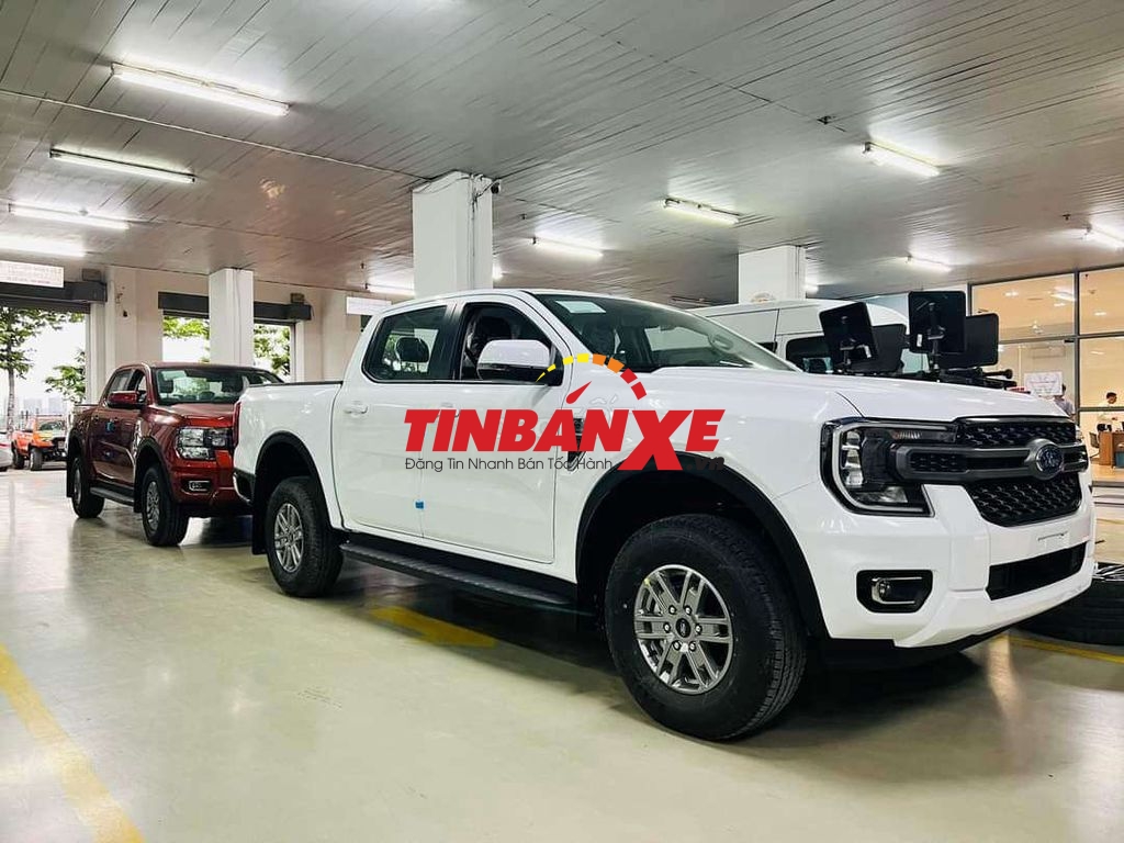 Ford Ranger - Xe mới 100% - Chỉ 189tr nhận xe