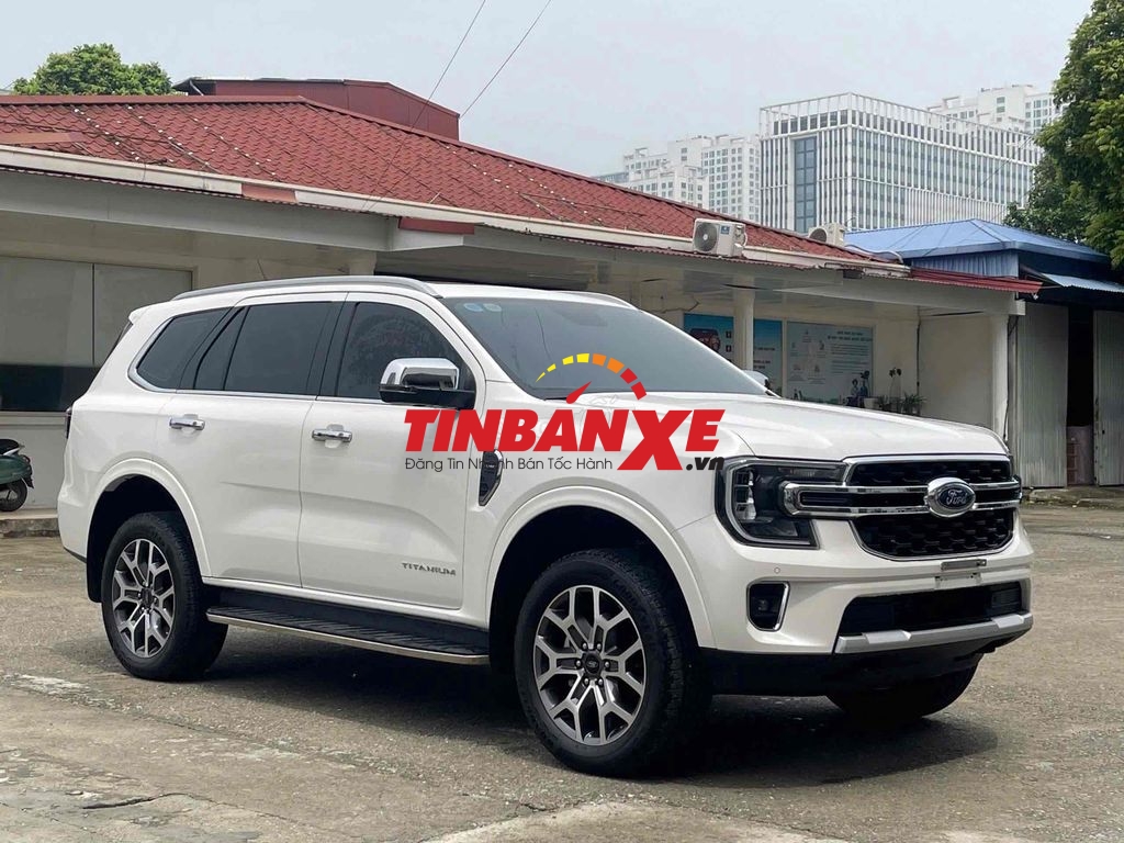 Ford Everest Dầu 2.0Titanium 4x2AT 2022 -Form mới