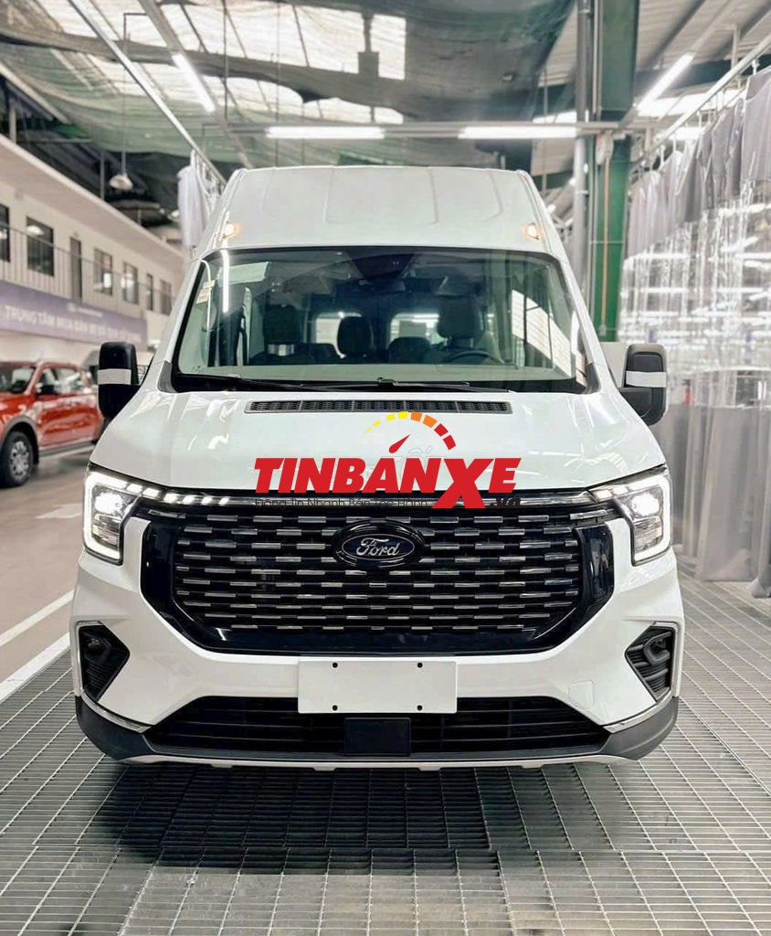 FORD TRANSIT  2024 GIẢM 50% TTB KM  CỰC LỚN