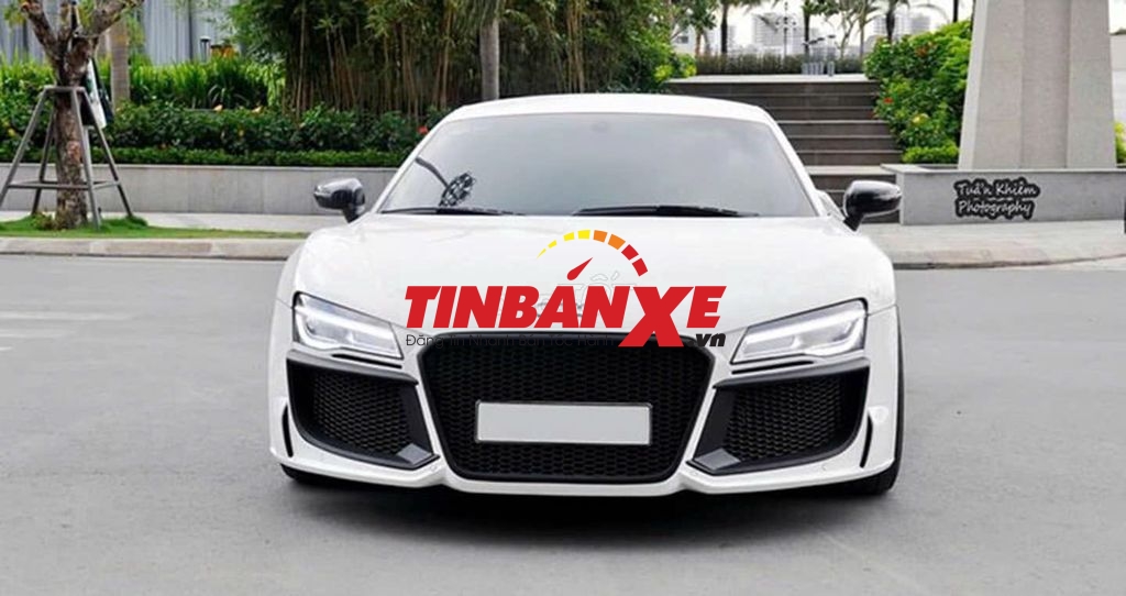 Audi R8 V8-Lăn Bánh Lần Đầu 2009