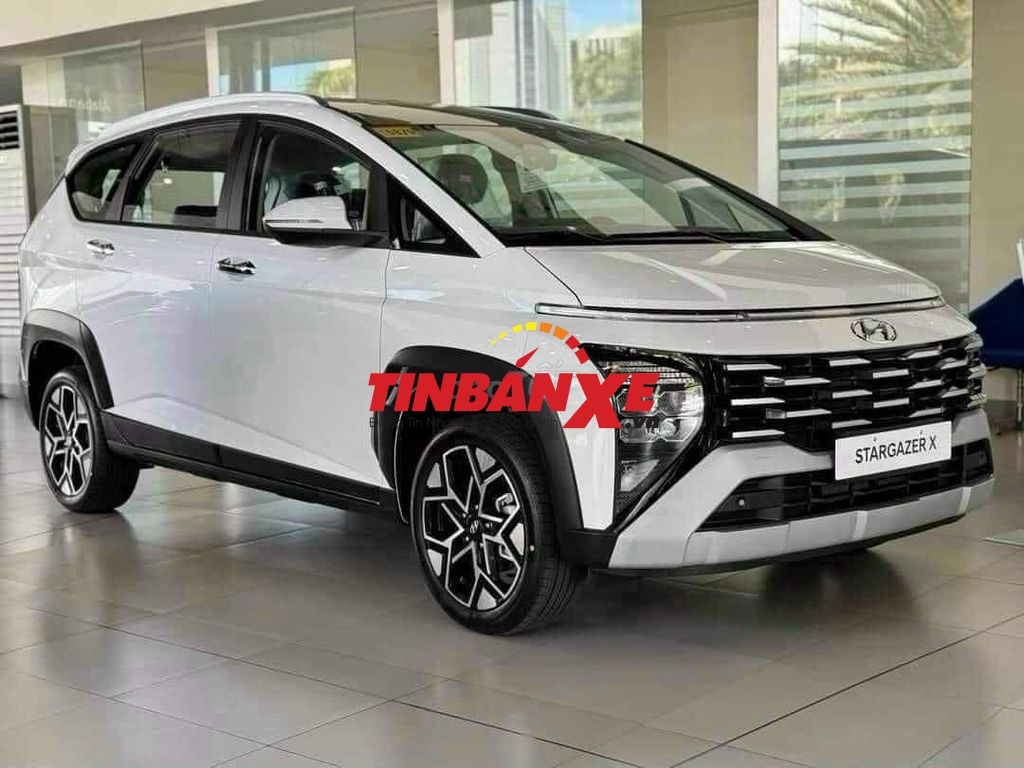 Hyundai 7 chỗ stargazer chỉ 132 triệu đồng