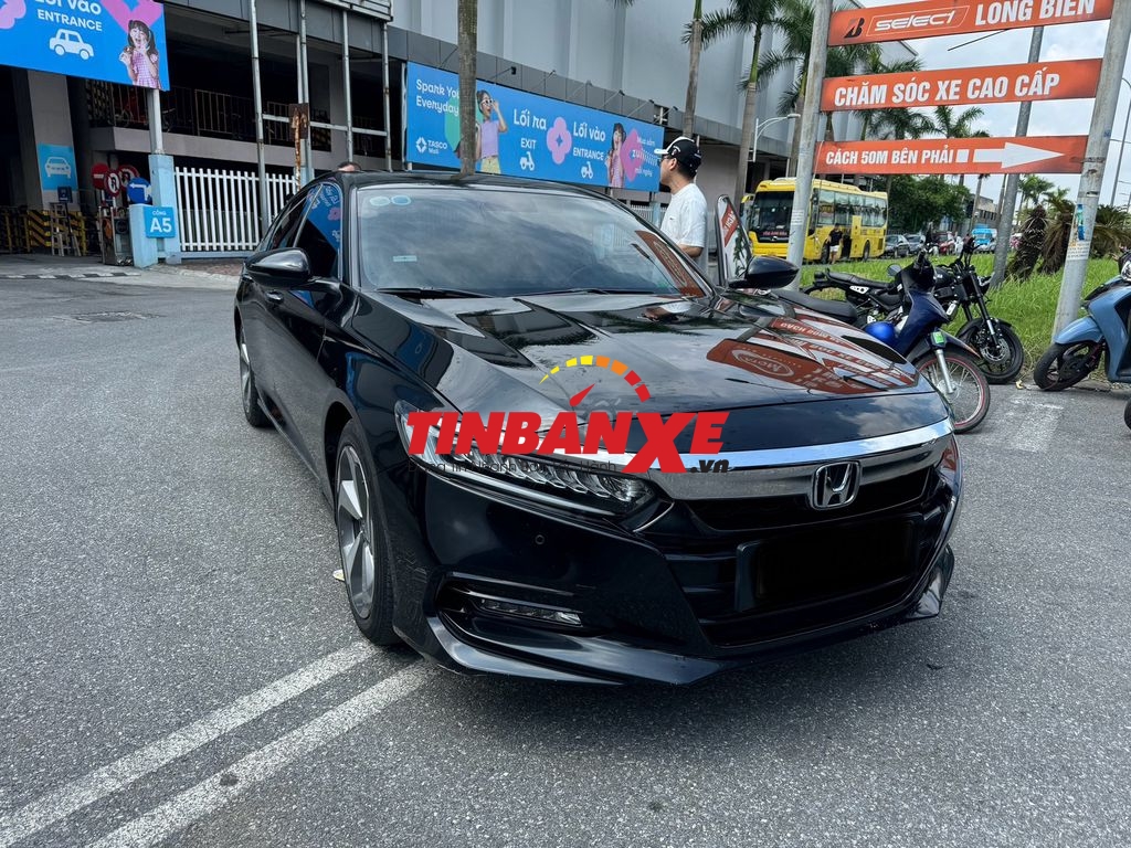 Honda Accord 2019 1.5 Turbo - 49000 km