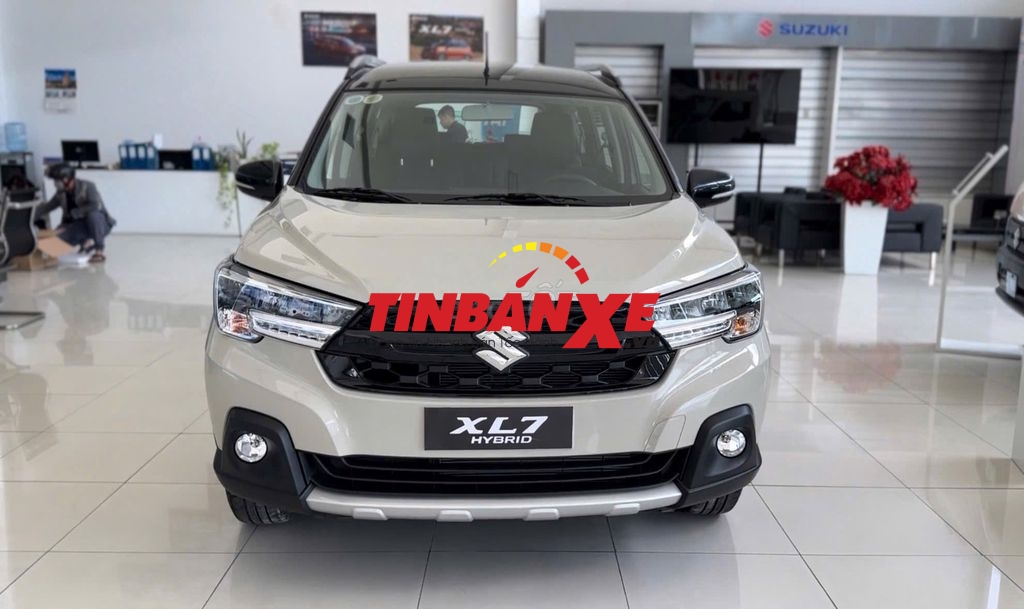 Suzuki XL 7 2024 nhập giá tốt chỉ 150tr lăn bánh