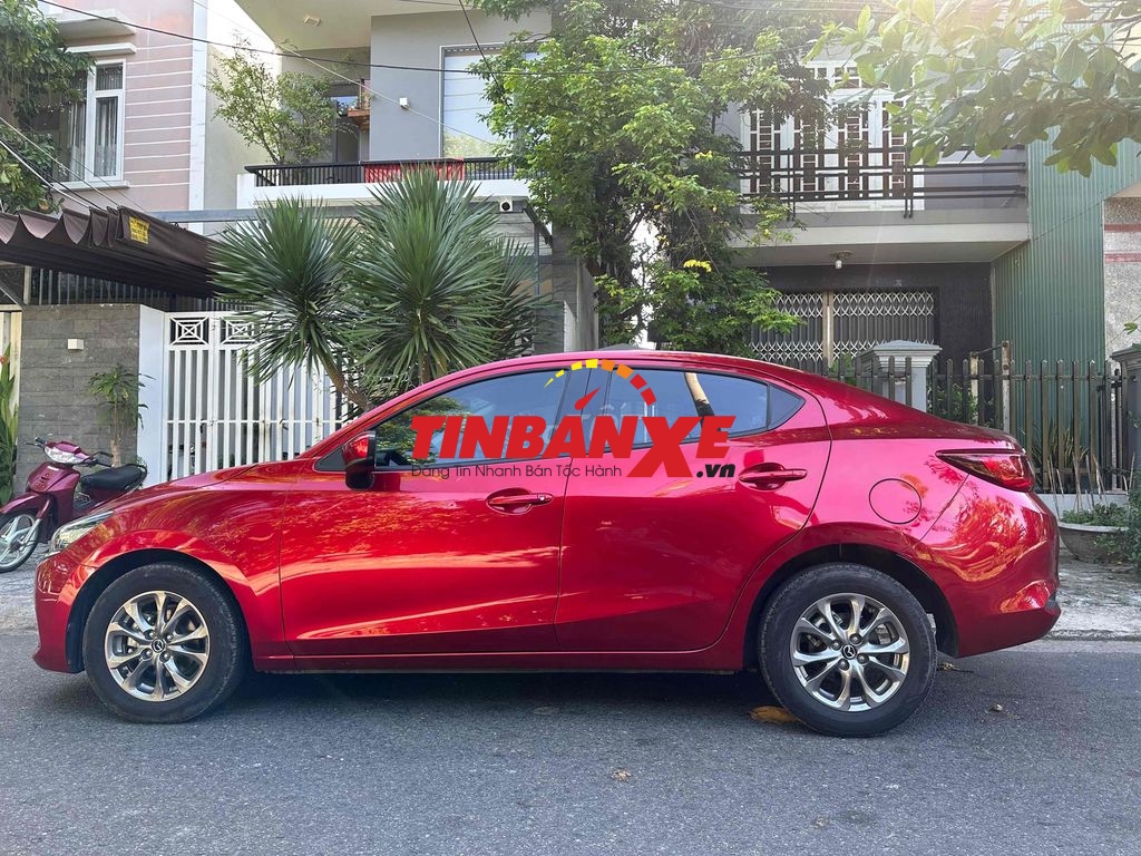 Mazda 2 2021 1.5L AT 17000 km xe nhập thái lan