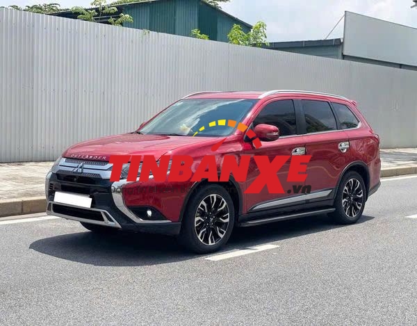 Mitsubishi Outlander 2.0Premium sx 2021 2v1 km