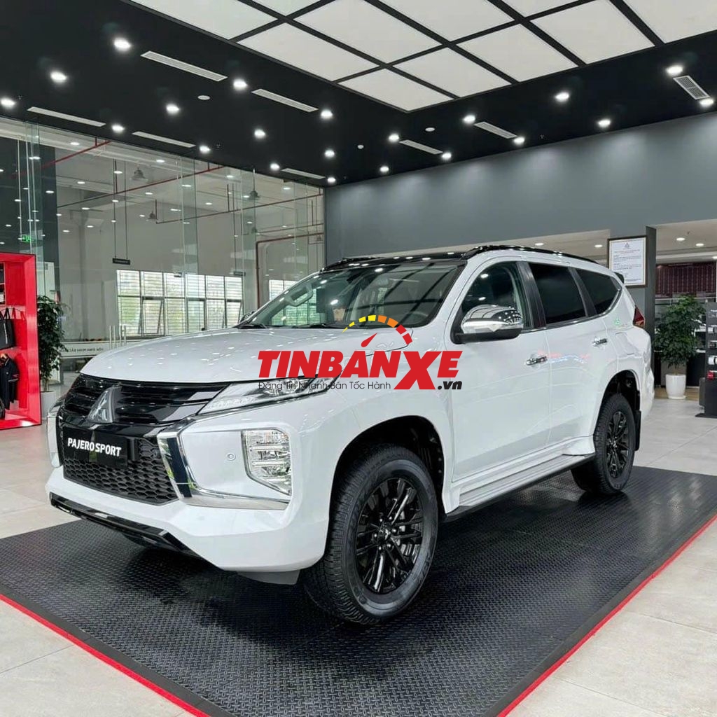 XẢ KHO Pajero Sport 2023 - SẴN XE GIAO NGAY