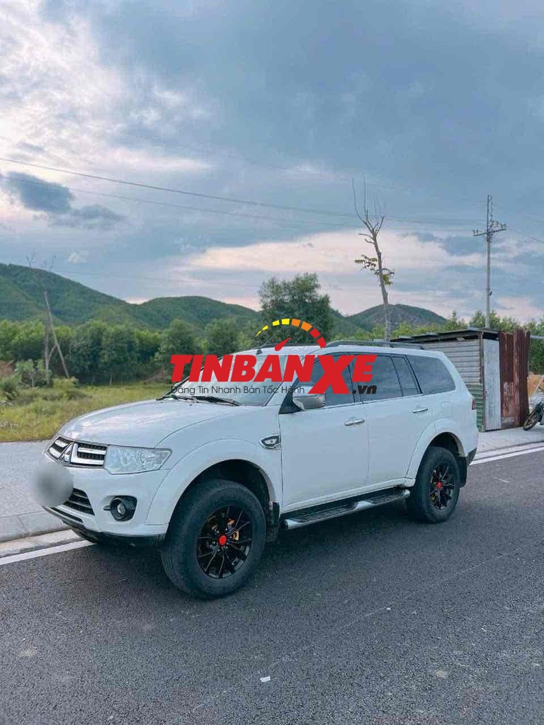 Mitsubishi Pajero Sport 2014 máy Dầu