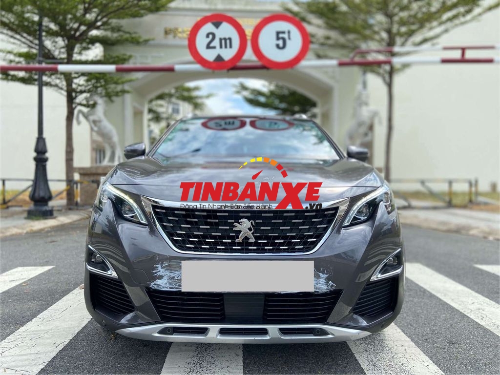 Peugeot 5008 2018 1.6L Turbo 49000km chuẩn,zin đẹp