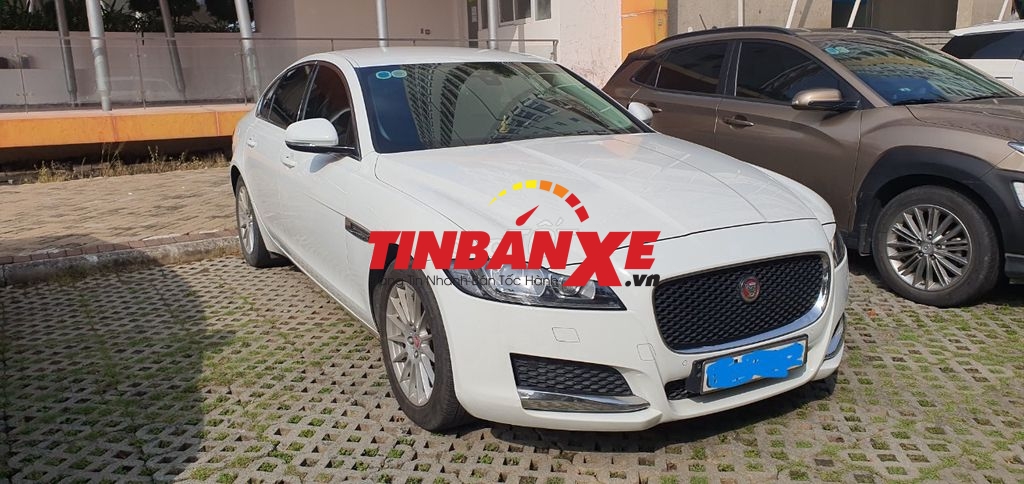 Jaguar XF 2016 Pure 2.0 AT - 57000 km