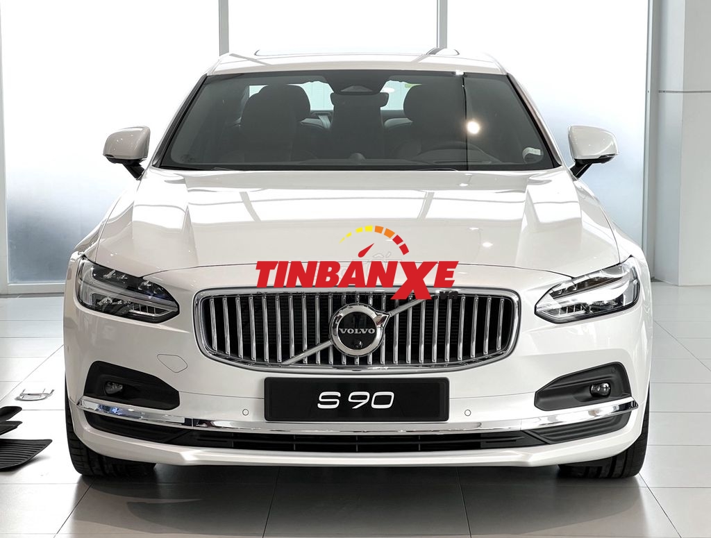 Giá Volvo S90 L Utimate 2023, giảm 348 triệu