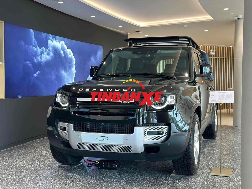 Defender HSE 2024 Giá Tốt - Xe Sẵn. Giao Ngay