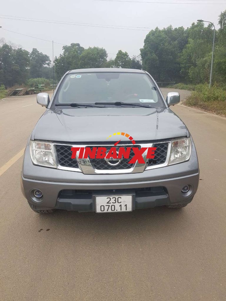 Nissan Navara 2011 2.5 MT - 230000 km