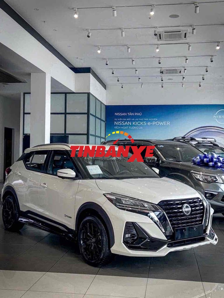 Nissan Kicks 2024 XE ĐIỆN MANG THEO MÁY PHÁT!!!