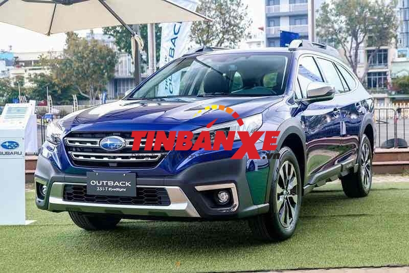 Subaru Outback 2.5i-T ngập tràn ưu đãi