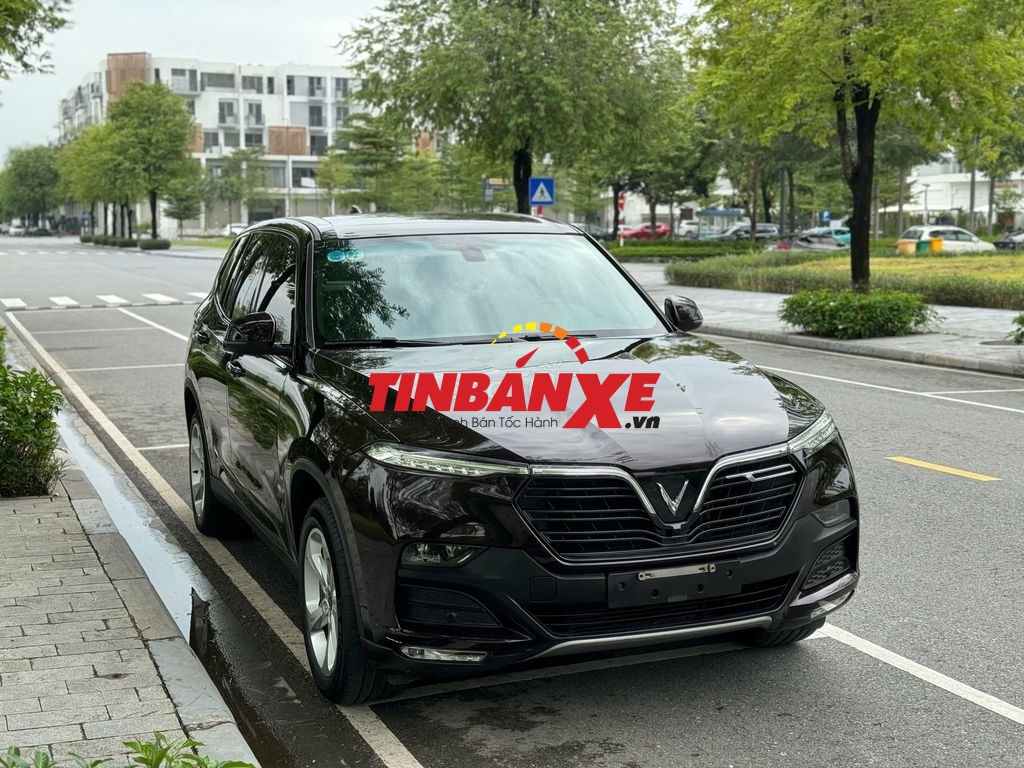 Lux SA Base 2020 nâu chạy 70000km