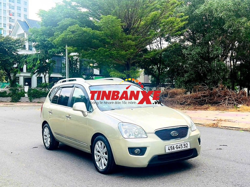 Kia Carens 2011 EX số sàn 2.0 - Vàng đẹp