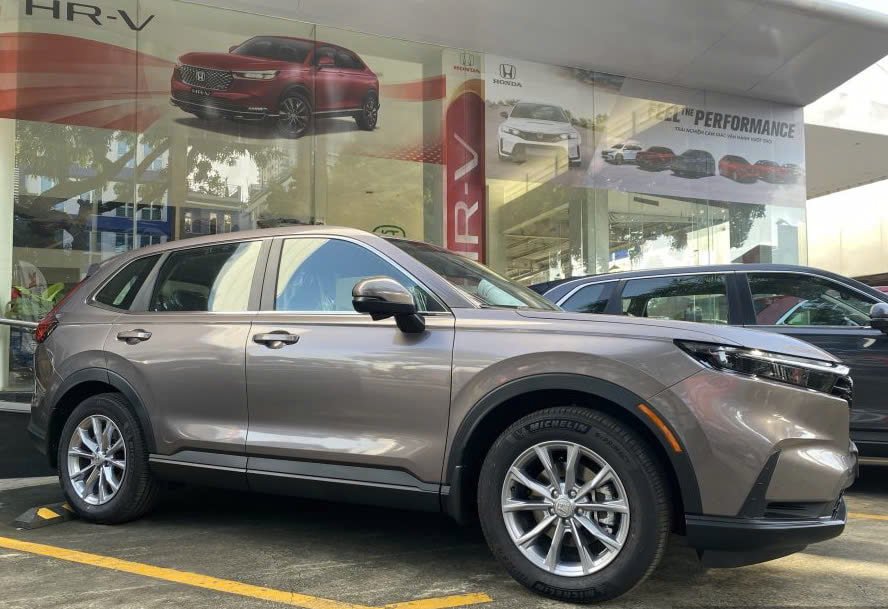 L AWD 