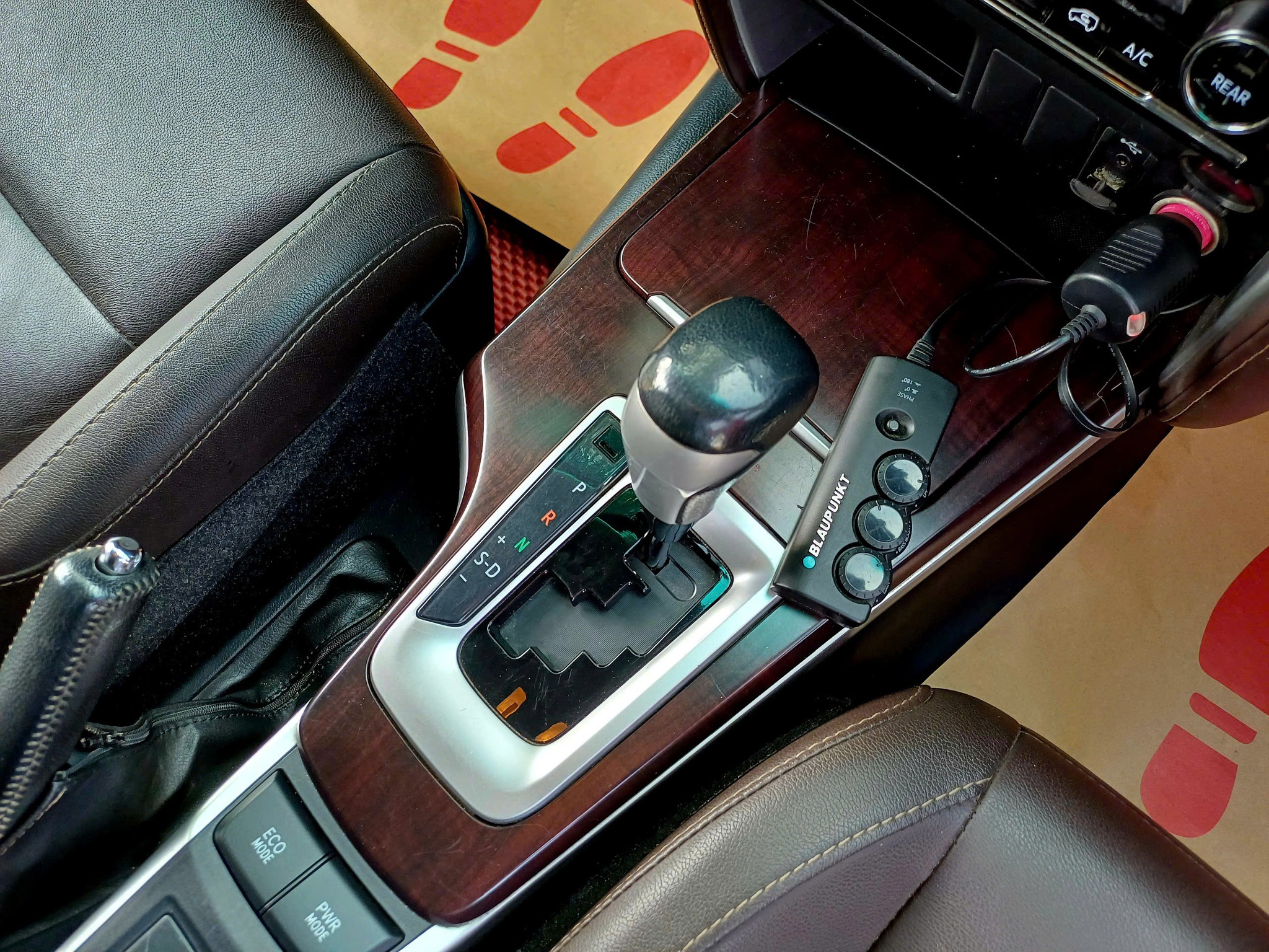 toyota-fortuner-27at-4x2-2019-13.png