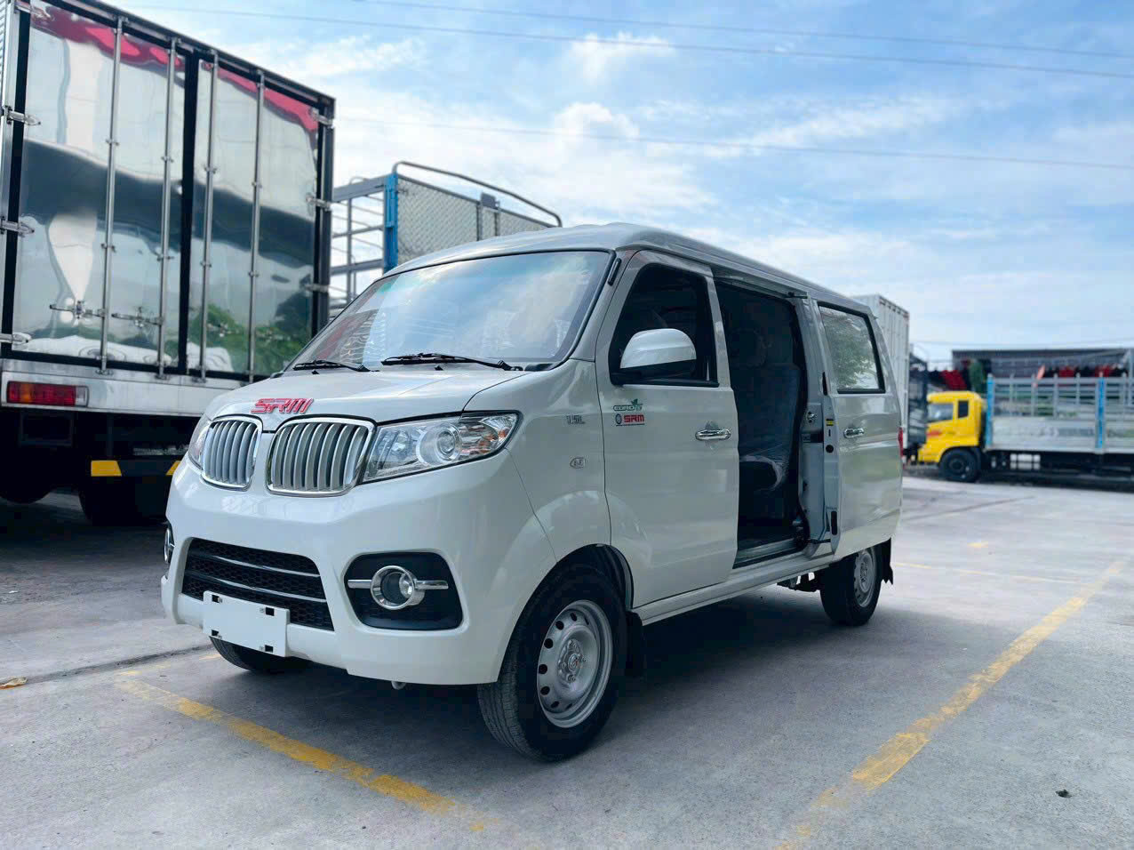 🚐 Xe Tải Van SRM X30i V5 – 5 Chỗ, Tải Trọng 745kg – Giải Pháp Vận Chuyển Linh Hoạt Cho Đô Thị