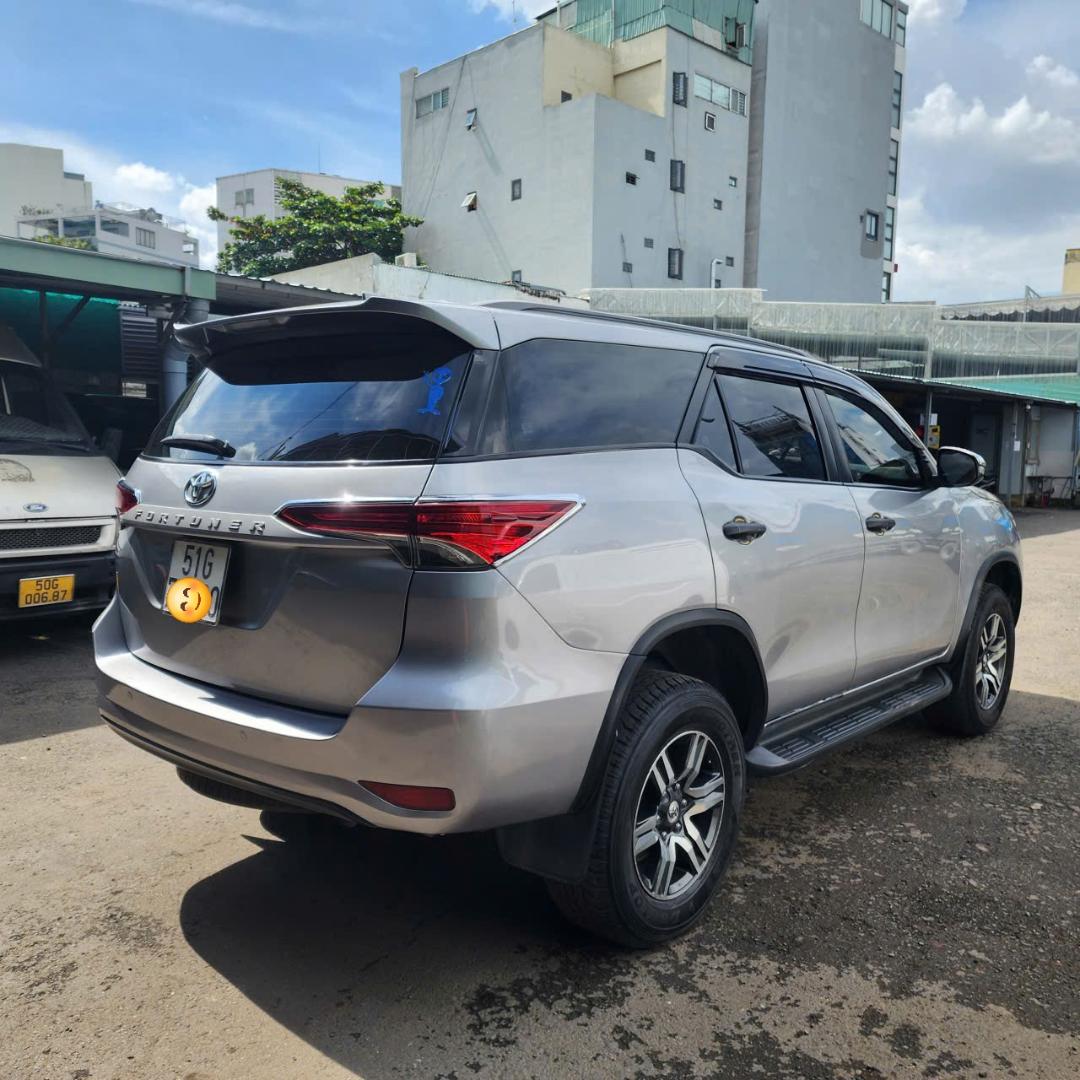 Toyota Fortuner 2.4G 4x2 MT 2018 - 690 Triệu