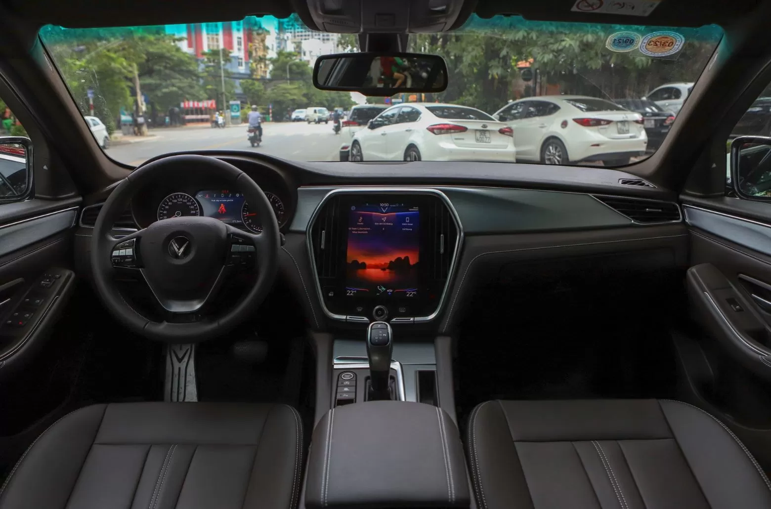 Tap-lô và vô-lăng Vinfast LUX A2.0
