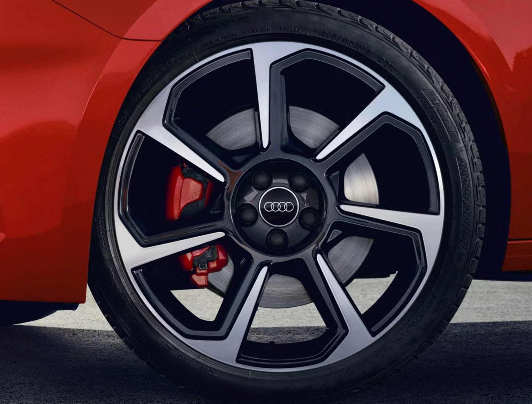 mam-va-lop-xe-audi-a1.png