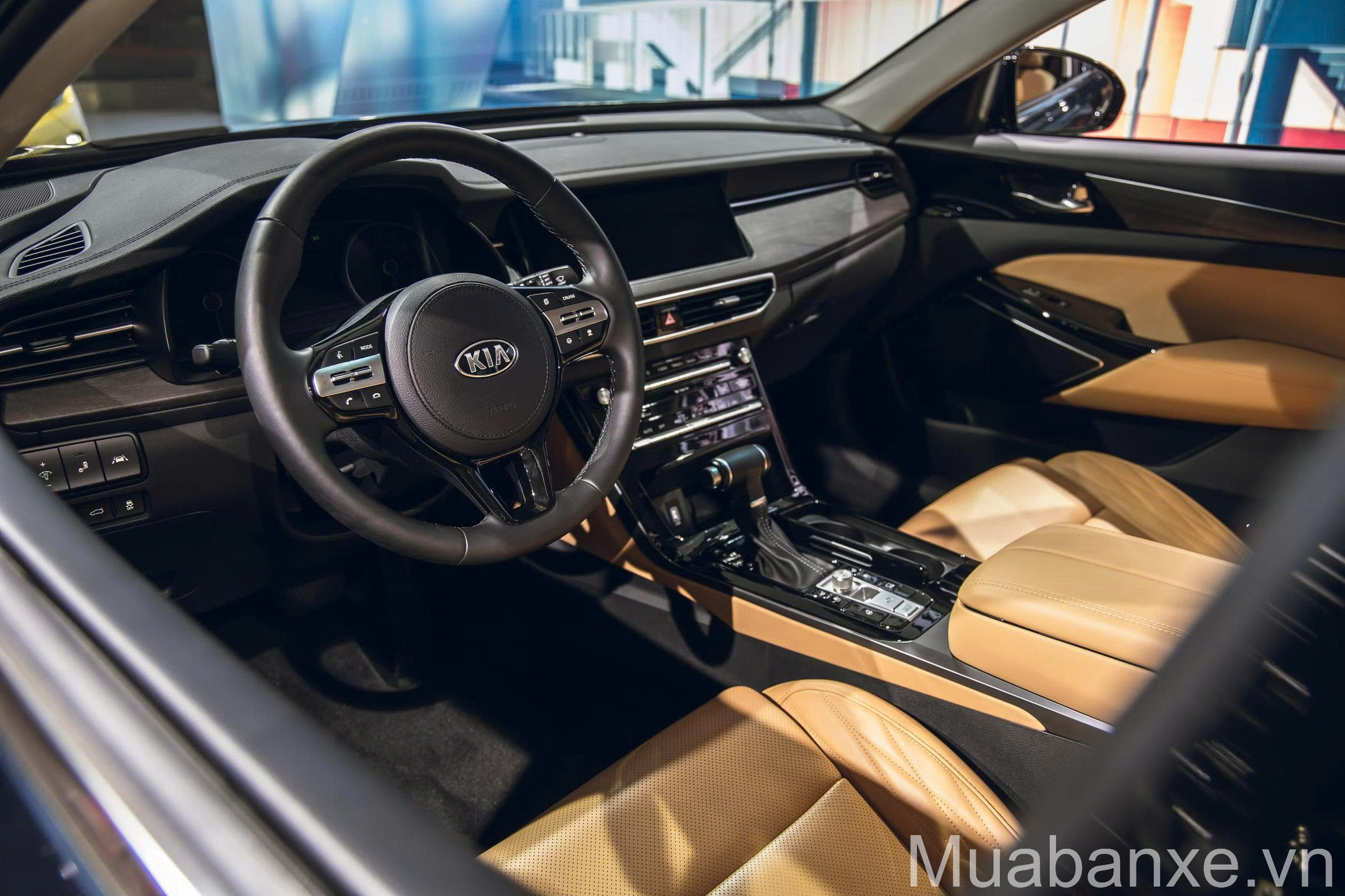 tien-nghi-kia-cadenza-tinbanxe-vn.png