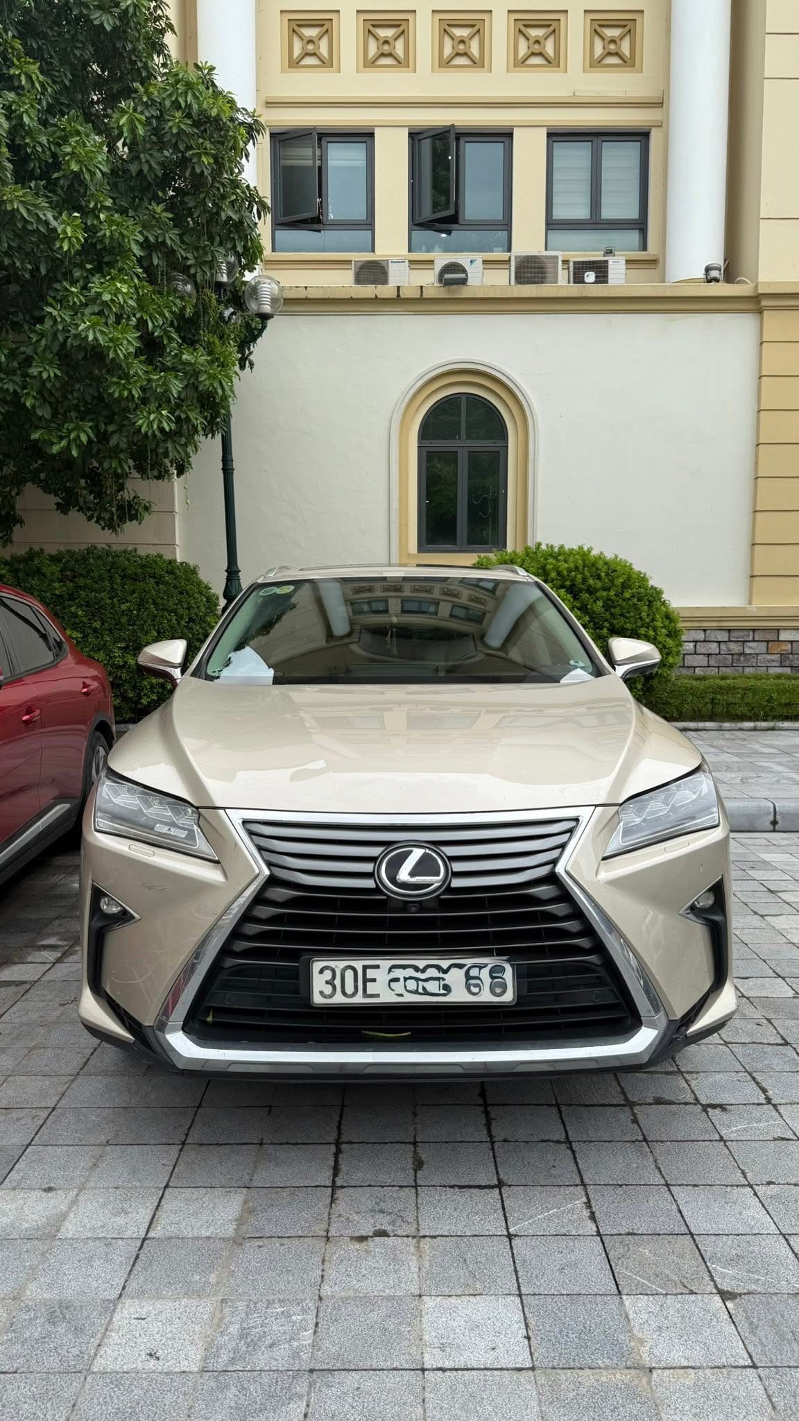 Bán Lexus RX350 2016, 1 chủ từ mới Hà Nội, full lịch sử.
