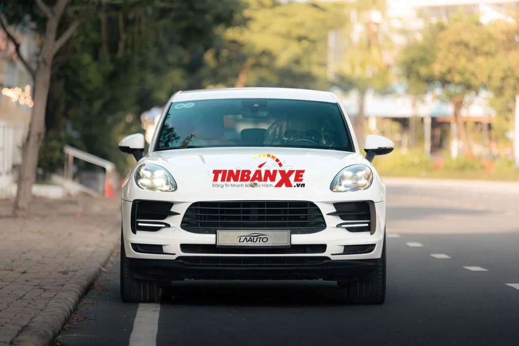 LONG ANH AUTO về PORSCHE MACAN model 2021 giá tốt