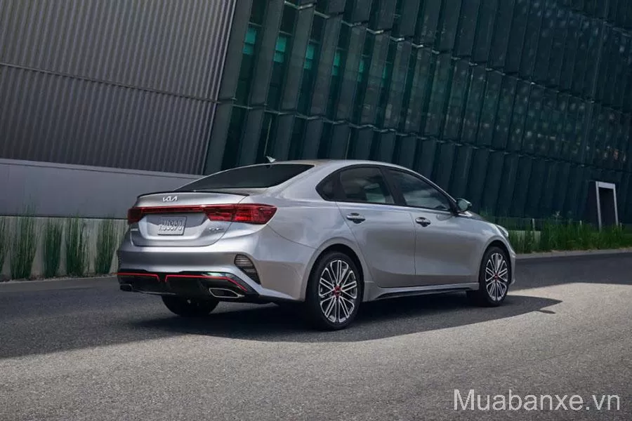 Thiết kế đuôi xe Kia Forte