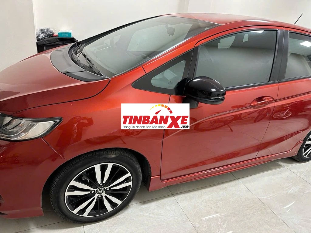 Xe cùng phân khúc