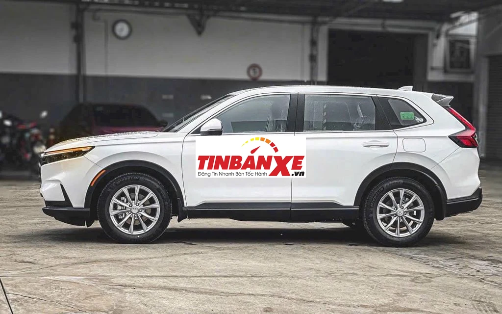 Honda CR V 2025 KM KHỦNG,TẶNG PK CAO CẤP, SL ÍT