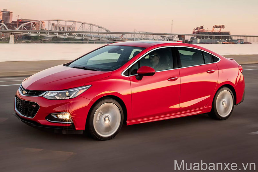 gia-xe-chevrolet-cruze-tinbanxe-vn.png